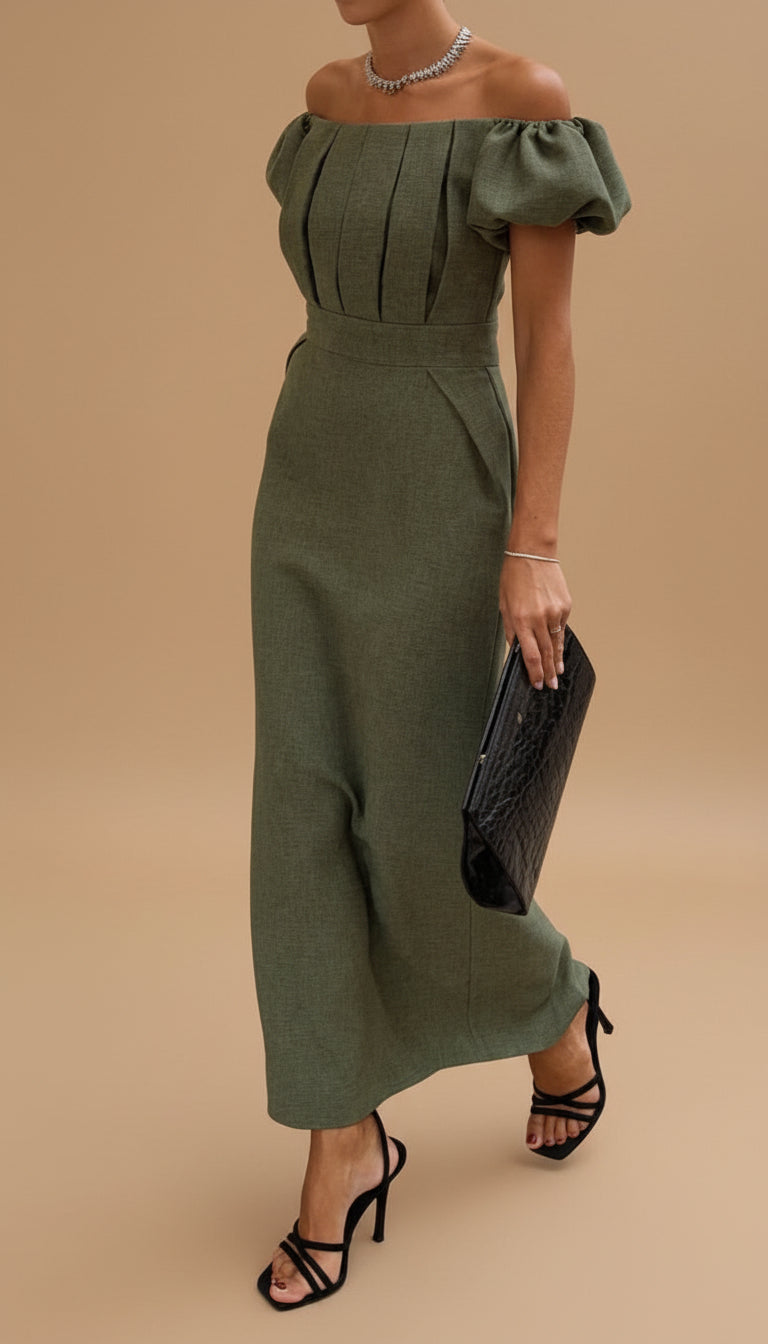 Jasmine | Elegancia zvýrazneného pásu v midi strihu